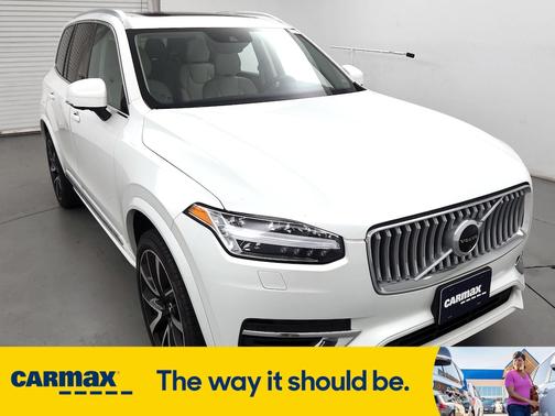 2022 Volvo XC90 Recharge Plug-In Hybrid T8 Inscription Expression