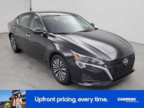 2024 Nissan Altima SV