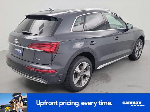 Gray 2023 Audi Q5 Premium