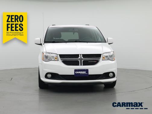 White 2017 Dodge Grand Caravan SXT