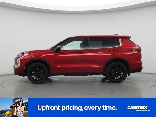 Red 2023 Mitsubishi Outlander SE
