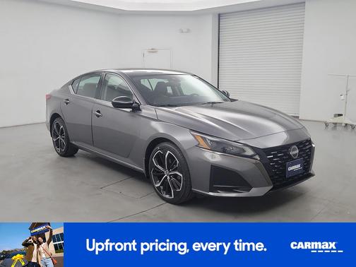 2023 Nissan Altima SR