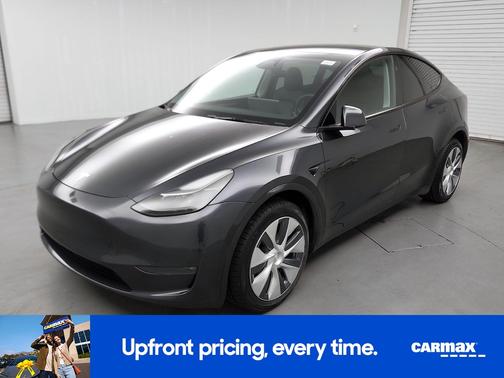 Gray 2024 Tesla Model Y Long Range