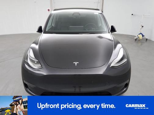 Gray 2024 Tesla Model Y Long Range