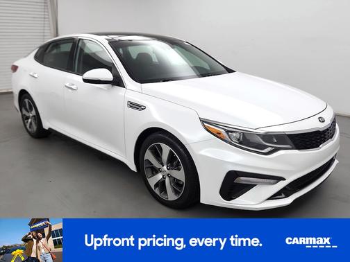 White 2019 Kia Optima S