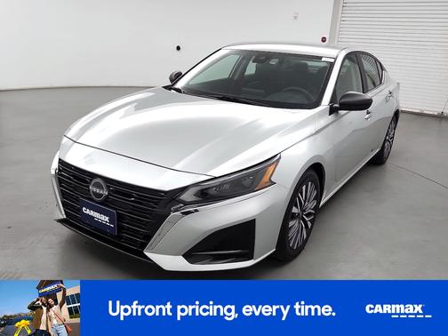 2024 Nissan Altima SV