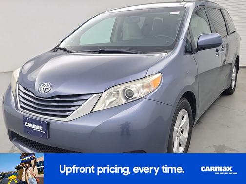 2016 Toyota Sienna LE