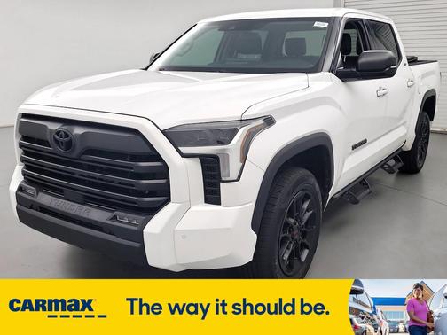 2022 Toyota Tundra SR5