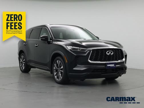 Black 2023 INFINITI QX60 Luxe