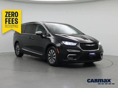 Black 2023 Chrysler Pacifica Hybrid Limited