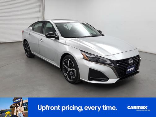 2023 Nissan Altima SR