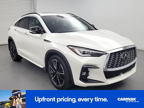 2022 INFINITI QX55 Essential