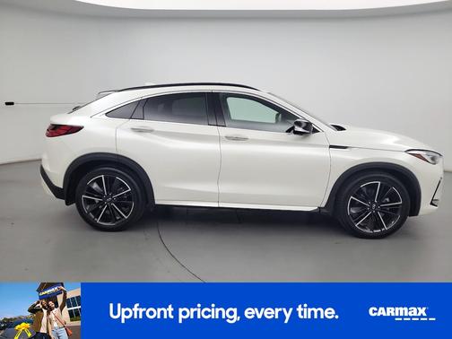 2022 INFINITI QX55 Essential