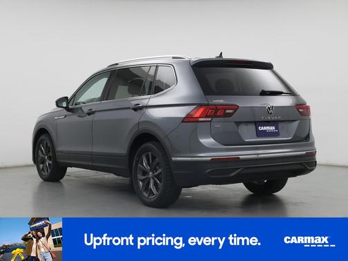 Gray 2022 Volkswagen Tiguan SE
