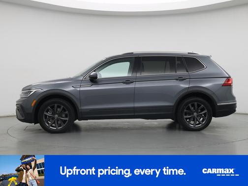 Gray 2022 Volkswagen Tiguan SE