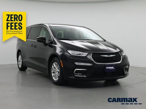 Black 2023 Chrysler Pacifica Touring L