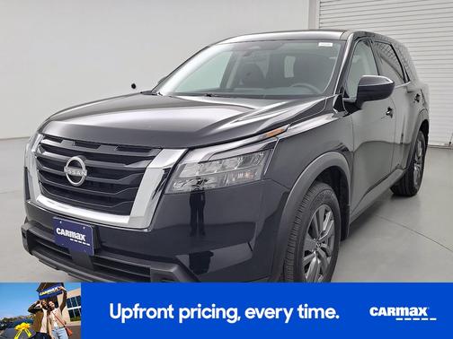 2024 Nissan Pathfinder S