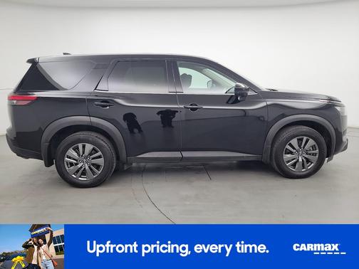 2024 Nissan Pathfinder S