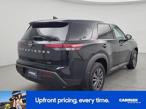 2024 Nissan Pathfinder S