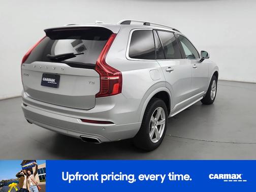 2016 Volvo XC90 T5 Momentum