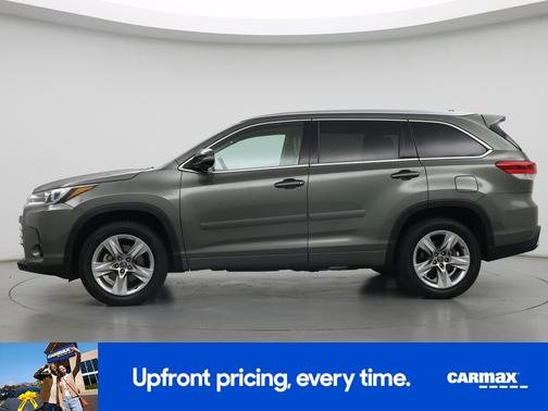 Green 2017 Toyota Highlander Limited