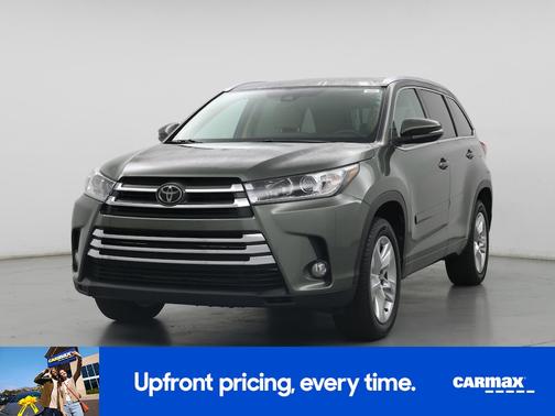 Green 2017 Toyota Highlander Limited