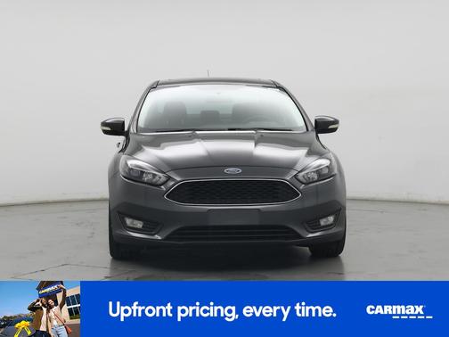 Gray 2017 Ford Focus SEL