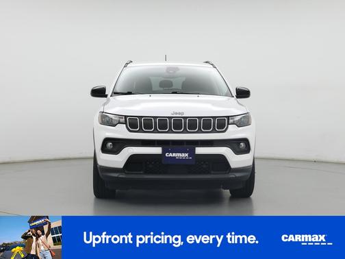 White 2022 Jeep Compass Latitude Lux