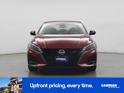 Red 2023 Nissan Altima SR