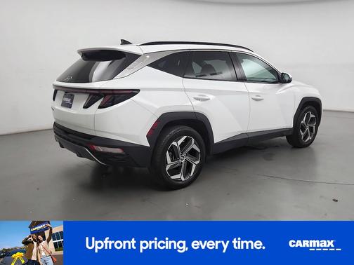 White 2023 Hyundai TUCSON Limited