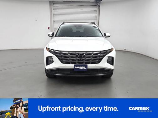 White 2023 Hyundai TUCSON Limited