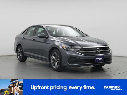 Gray 2024 Volkswagen Jetta SE
