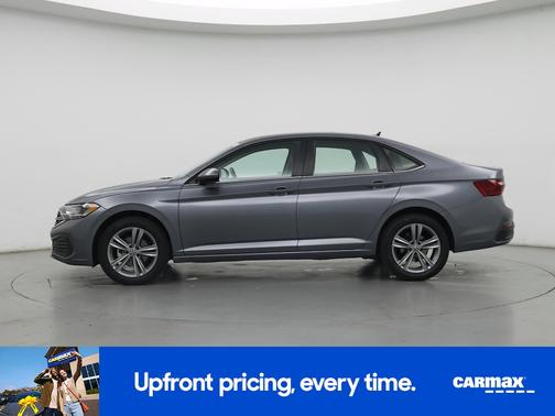 Gray 2024 Volkswagen Jetta SE