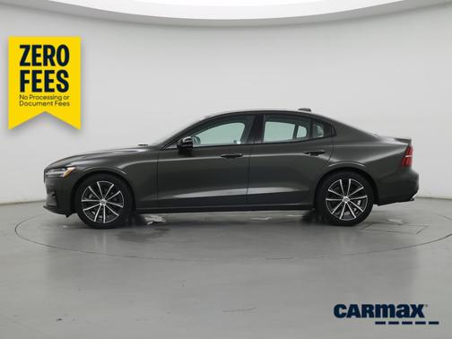 Gray 2022 Volvo S60 B5 Inscription