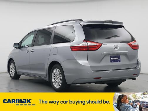2016 Toyota Sienna XLE