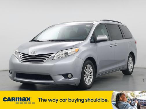 2016 Toyota Sienna XLE