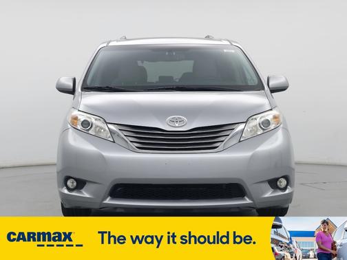 2016 Toyota Sienna XLE
