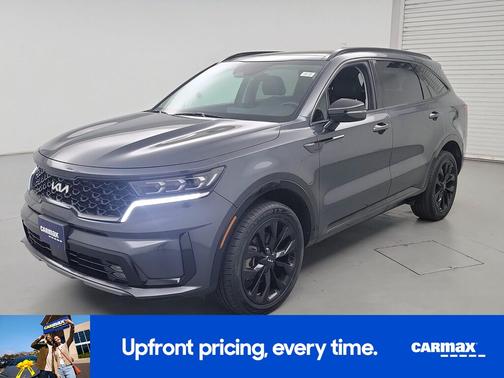 Gray 2023 Kia Sorento SX