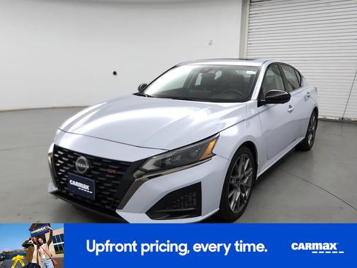 2023 Nissan Altima SR