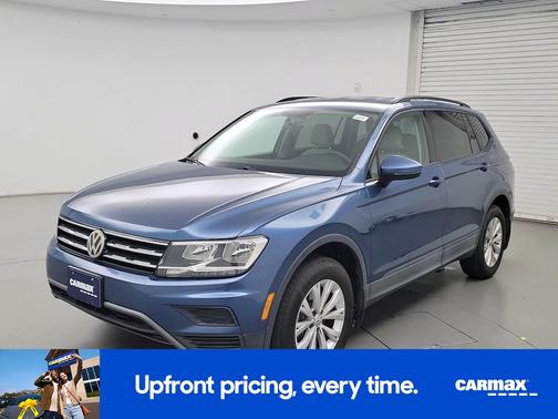 Tan 2020 Volkswagen Tiguan S