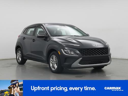 Gray 2023 Hyundai KONA SE