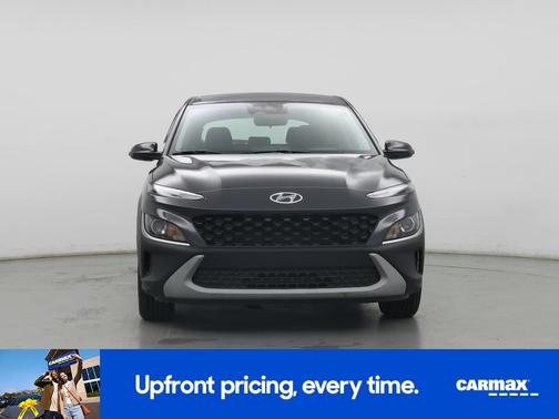 Gray 2023 Hyundai KONA SE