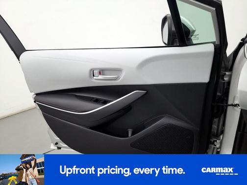 Silver 2024 Toyota Corolla SE