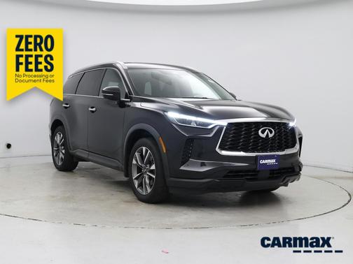 Black 2023 INFINITI QX60 Luxe