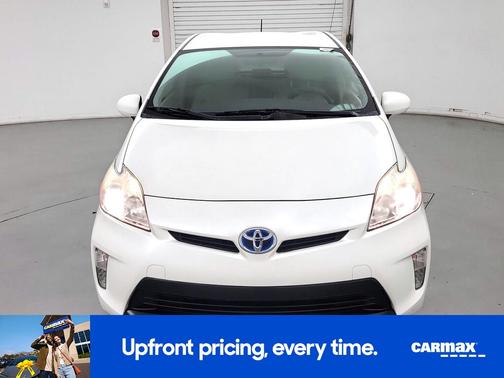 White 2015 Toyota Prius Two