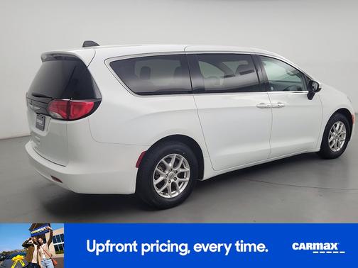 White 2023 Chrysler Voyager LX