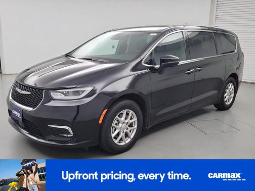 Black 2025 Chrysler Pacifica Select
