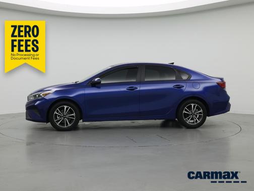Blue 2024 Kia Forte LXS
