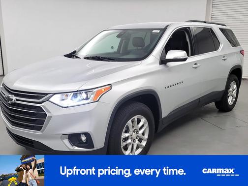 Silver 2021 Chevrolet Traverse LT Leather