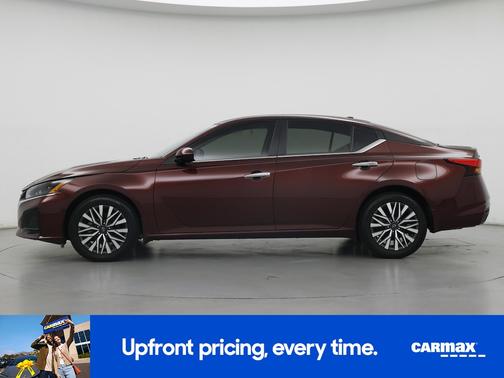 2023 Nissan Altima SV